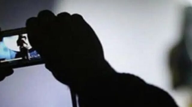 Mesum di TikTok, Pasutri Sidrap Terancam Pasal Pornografi UU ITE