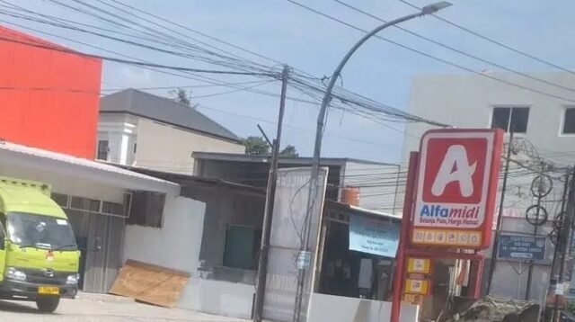 Gerai Tanpa Izin Berkeliaran, Di Mana Tindakan Tegas Pemkab Gowa?