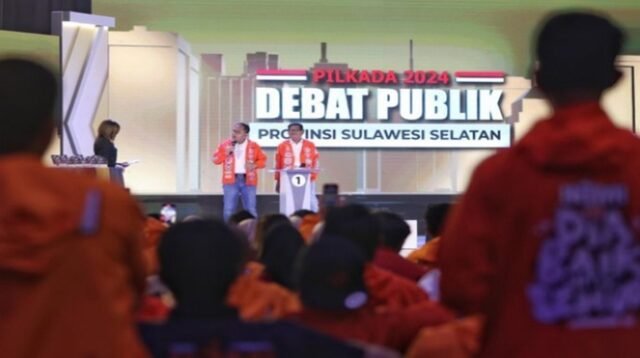 Debat Pilgub Sulsel: Danny Pomanto Banggakan PAD, Kritisi Beban Utang Daerah