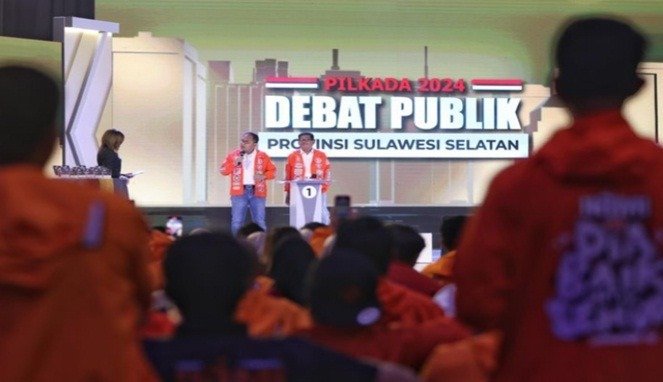 Debat Pilgub Sulsel: Danny Pomanto Banggakan PAD, Kritisi Beban Utang Daerah