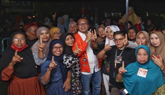 Putra Mantan Bupati Bulukumba Kritik Janji Gubernur Sebelumnya di Hadapan Danny Pomanto