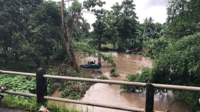 Tambang Pasir Ilegal Hancurkan Desa, Pemerintah Provinsi Diminta Turun Tangan
