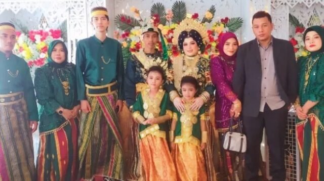 Tradisi dan Kehangatan Keluarga Warnai Pernikahan Keponakan Ketua SEKAT-RI