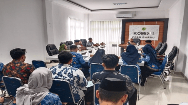 Lama Menunggu, Sertifikat Tanah Warga Barru Seolah Hilang di Meja BPN