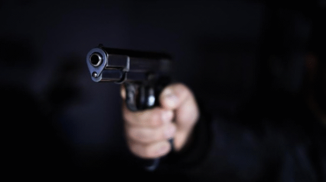 Polisi Selidiki Video Viral Pria Bersenjata Ngaku Dekat dengan Istana