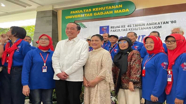 Pamer Reuni, Jokowi Dicibir Netizen: “Cocoknya Judul Sinetron, Bukan Fakta”