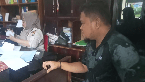 Bahaya Kosmetik Tanpa Izin, Aktivis Bone Tekan Polisi Ambil Sikap
