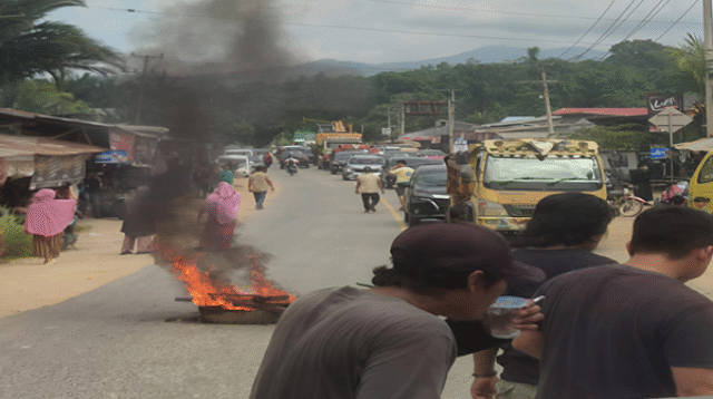 Lumpuh Total! Warga Konawe Protes Jalan Rusak, Pemerintah Dinilai Tutup Mata