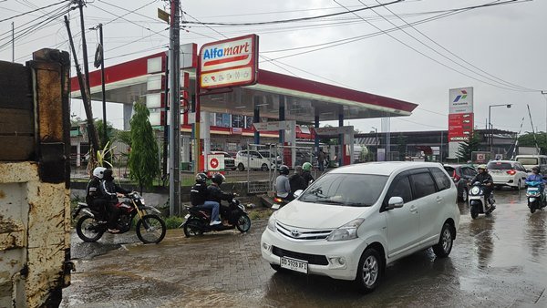 SPBU Moncongloe Diduga Lakukan Pungli, Sopir Truk Dipaksa Bayar Tambahan Solar