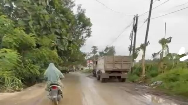 Tambang 'Ilegal' Kebal Penertiban Jalan Rusak dan Warga Jadi Korban