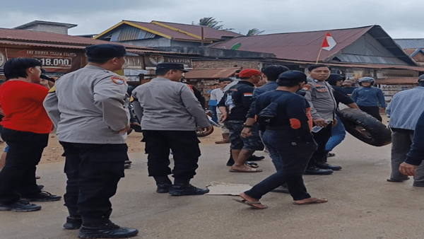 Sosok Mengaku “Preman” Muncul di Demo Nelayan, Ada Apa?